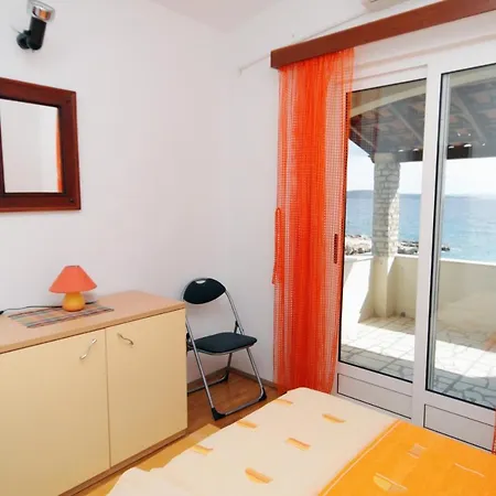 Apartment Ivan Dolac 130d Jelsa (Hvar)